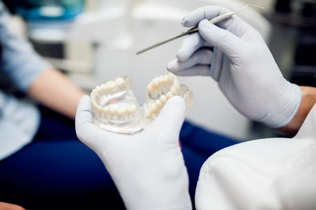 Prótesis dentales flexible